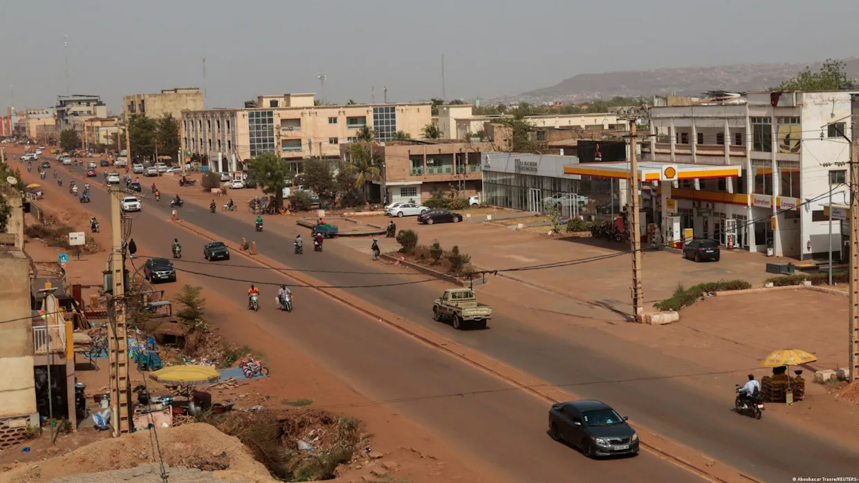 For two weeks, JNIM has subjected Bamako to a blockade by restricting access to the Malian capital