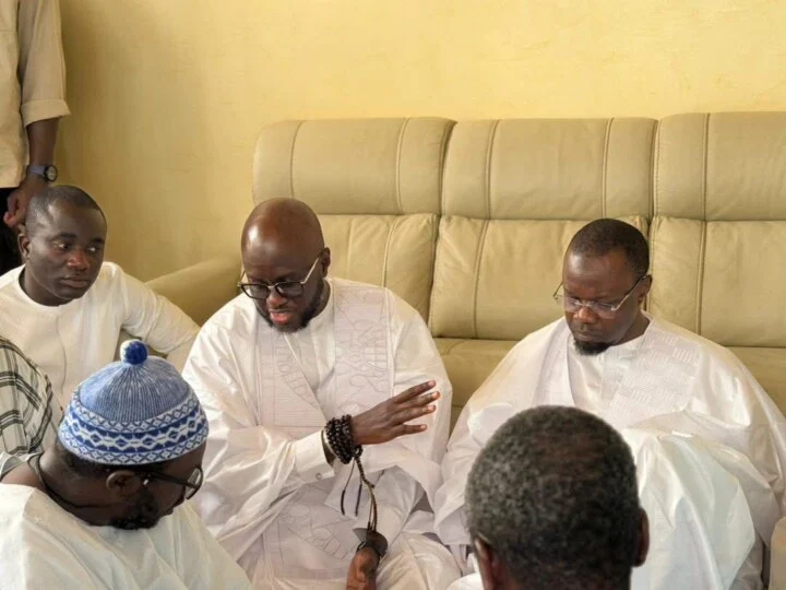 emotional farewell: Ousmane Sonko's tears at Serigne Cheikh Saliou Mbacké's tribute in Touba Touba: Ousmane Sonko's emotional farewell to Serigne Cheikh Saliou Mbacké