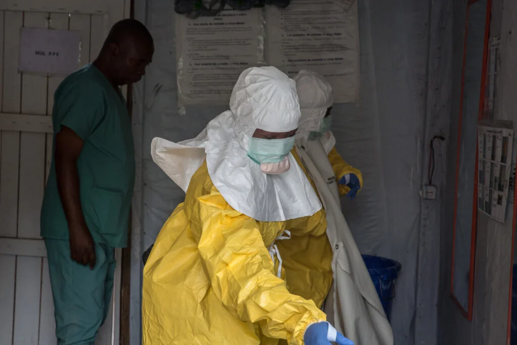 ebola response in drc strained by political turmoil and armed conflict