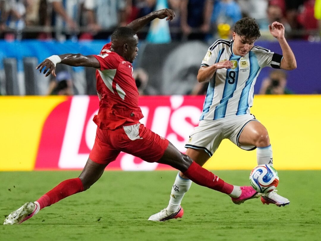 Julian Alvarez a inscrit le 2-1 pour l'Argentine.