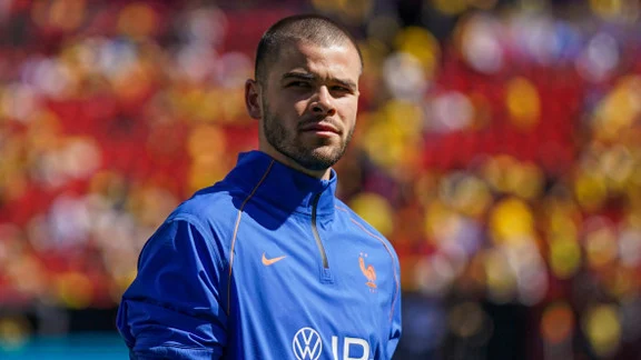 Lucas Chevalier in PSG kit
