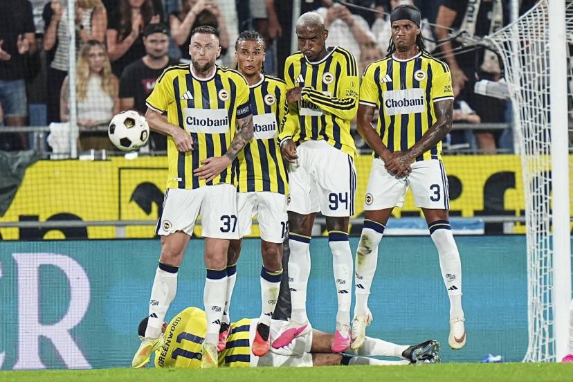 Fenerbahçe is set to face OL this Tuesday (kick-off at 9 PM).