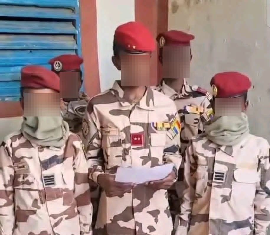 Minors in military uniforms paraded before Chadian judicial authorities
